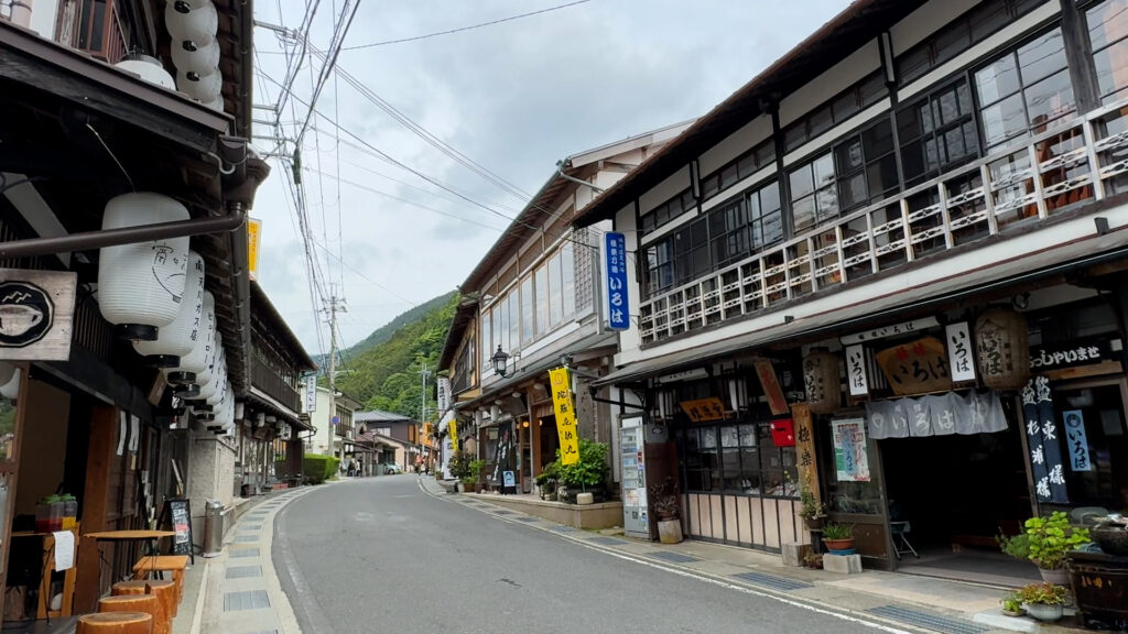 洞川温泉街