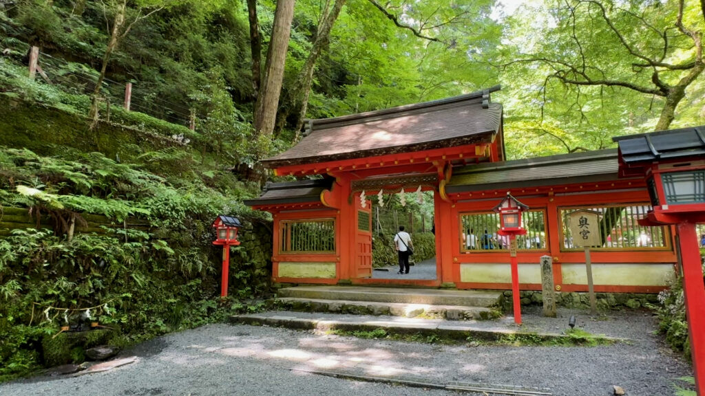 貴船神社、奥宮、鳥居