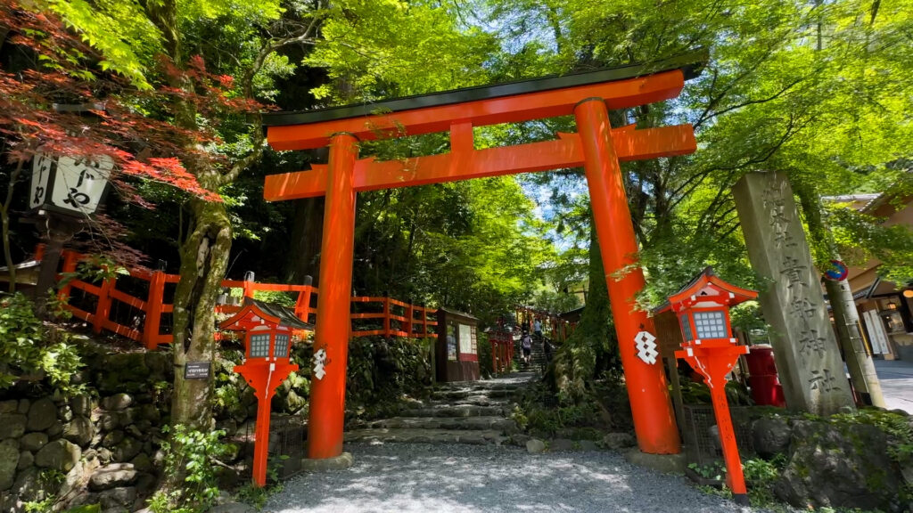 貴船神社、本宮、鳥居