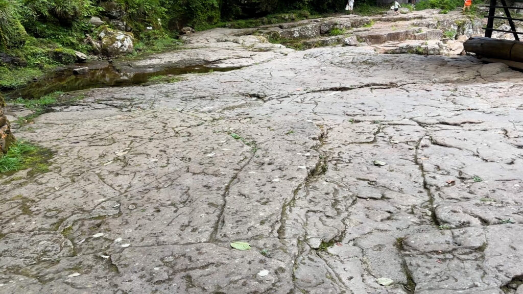 赤目四十八滝、百畳岩