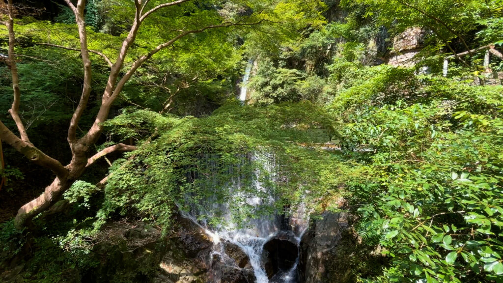 布引の滝・雌滝