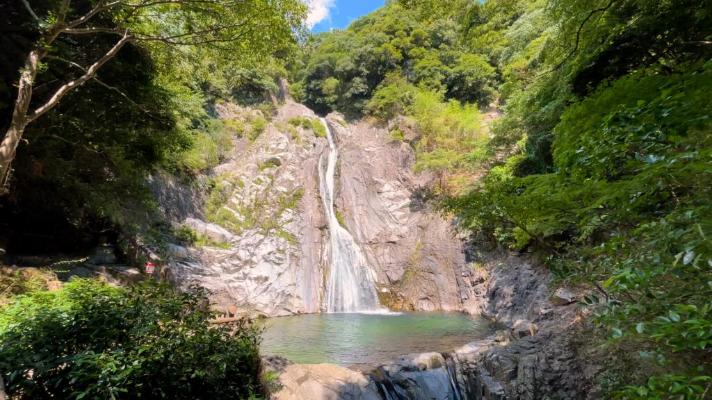 布引の滝・雄滝３