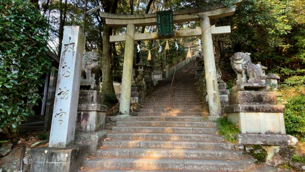 太郎坊宮・鳥居２