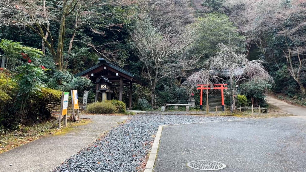 日向大神宮・駐車場